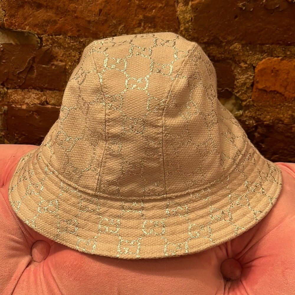 Gucci bucket hat